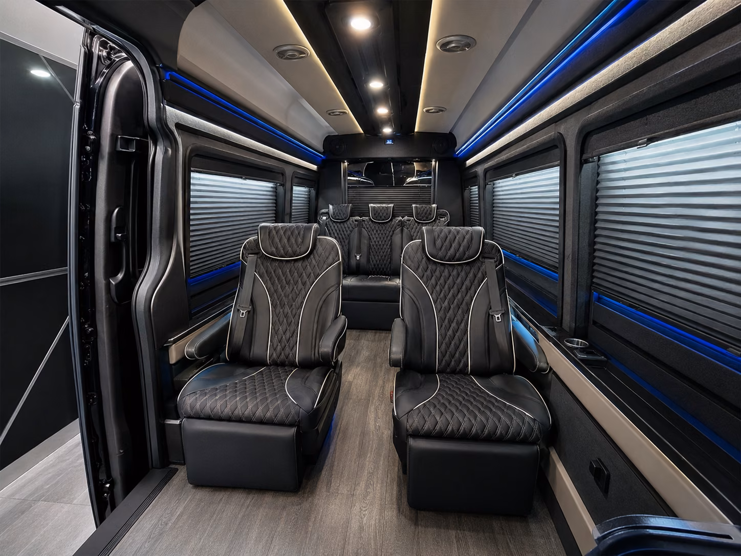 compare every bus type for warner robins airport transportation all in one place