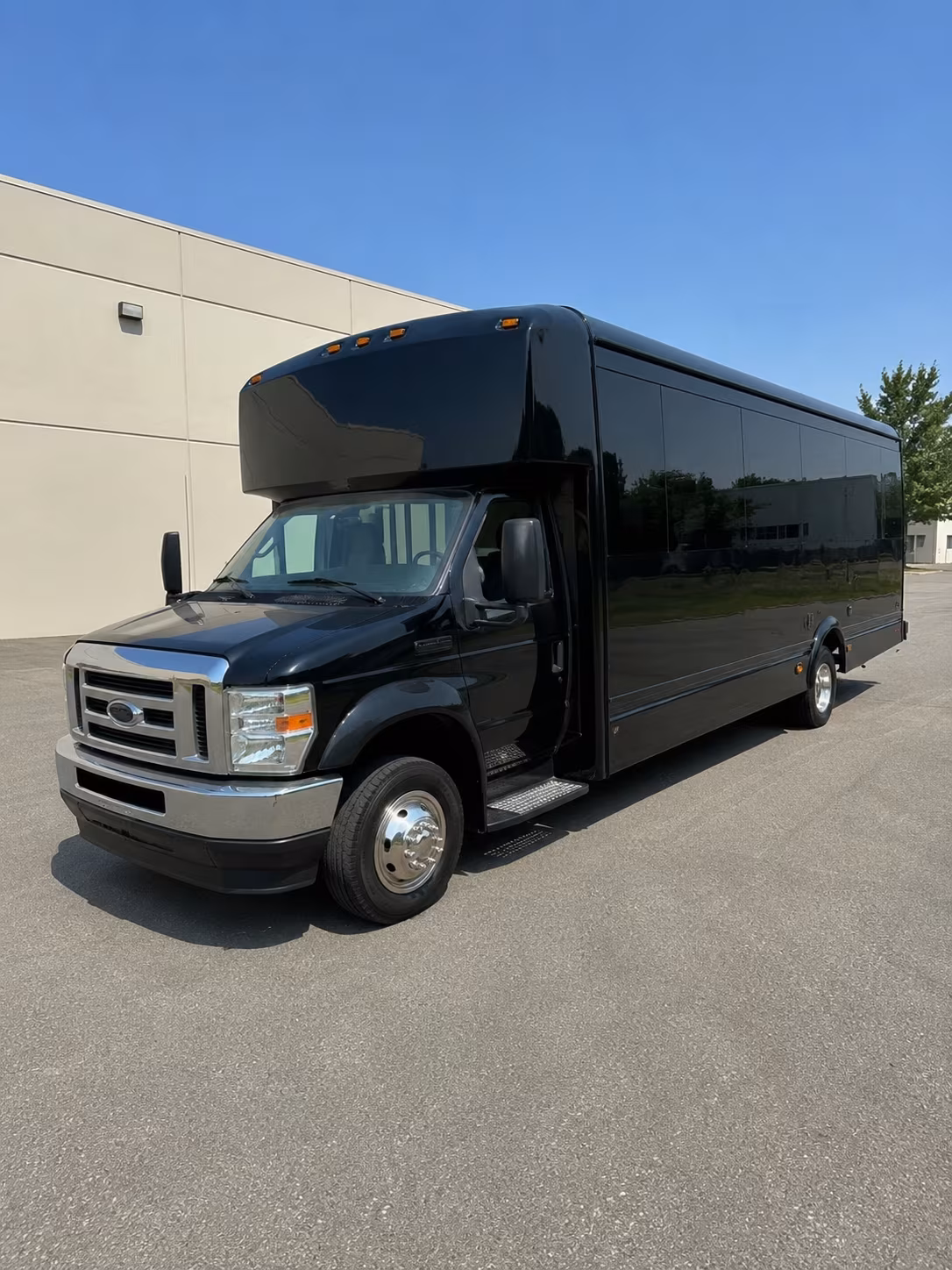 tilford winery macon brewery scene party bus rental