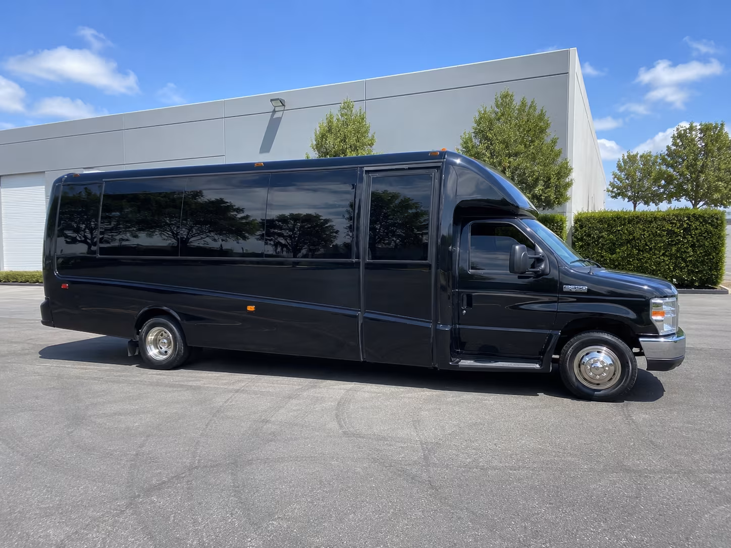 warner robins sporting event party bus rental