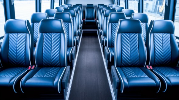 28 passenger minibus rental roswell